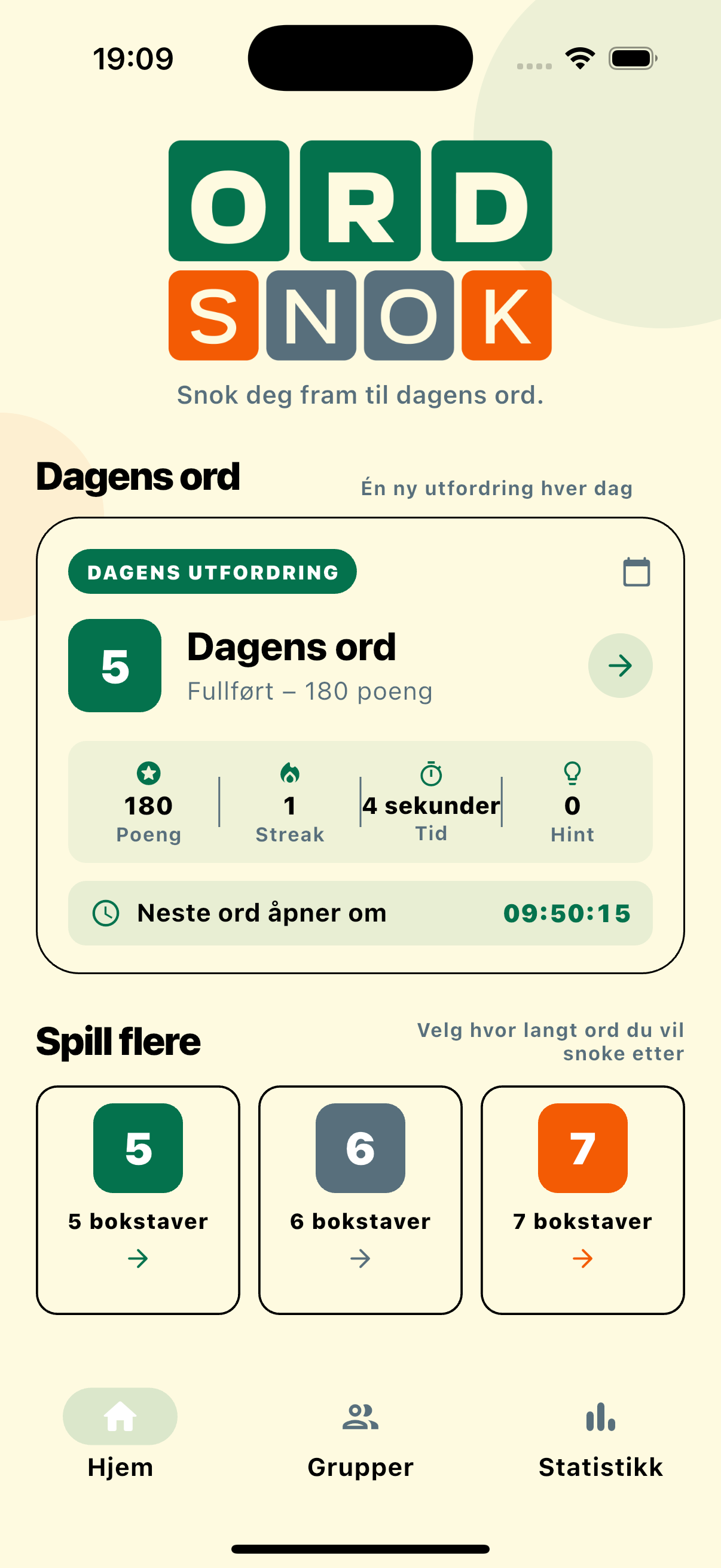Ordsnok-hjemskjermen med dagens ord og spillvalg